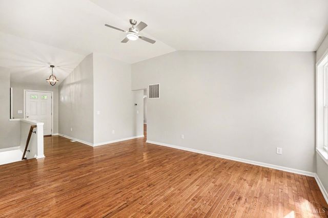 1540 Thornberry Road, Amelia, OH 45102