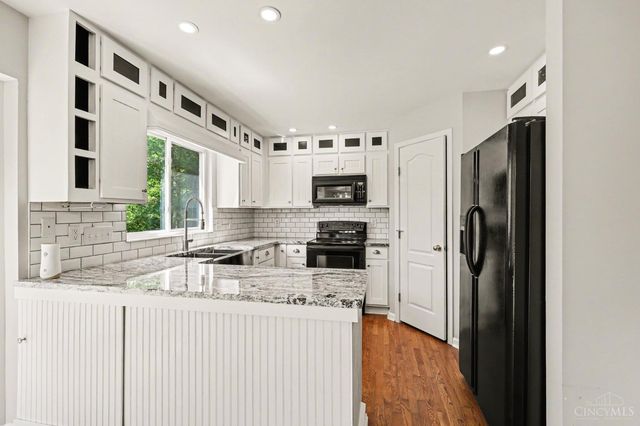 1540 Thornberry Road, Amelia, OH 45102