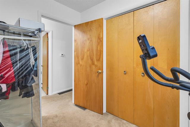 100 Southwood Drive, Jerome, MI 49249