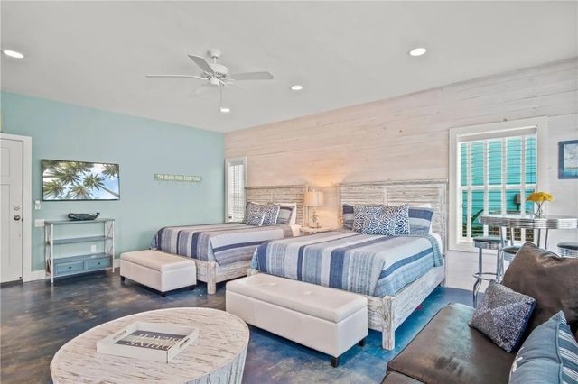 2525 S 11th St 61, Port Aransas, TX 78373