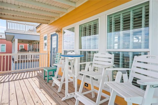 2525 S 11th St 61, Port Aransas, TX 78373