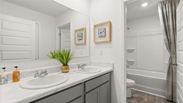 56 Weymouth Drive, Locust Grove, GA 30248