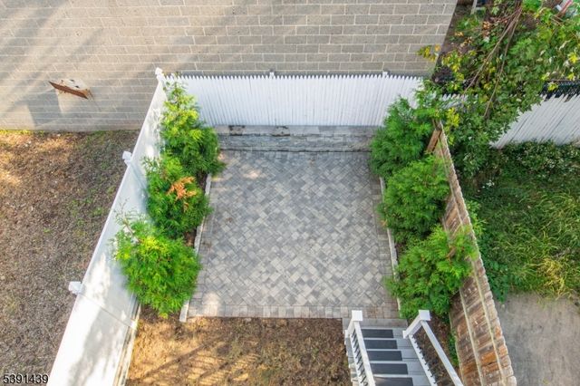 210 Nunda Ave, Jersey City, NJ 07306