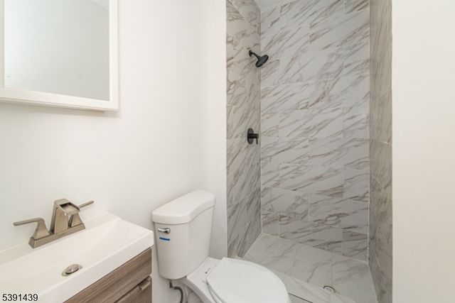 210 Nunda Ave, Jersey City, NJ 07306