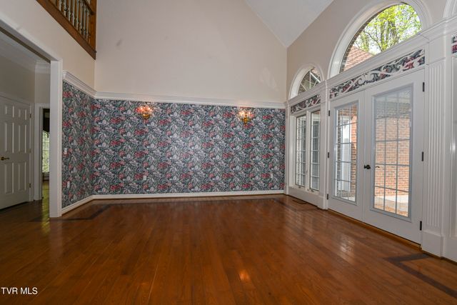 4 Sunset Drive, Lebanon, VA 24266