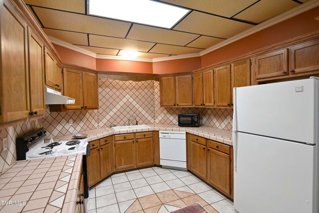 4 Sunset Drive, Lebanon, VA 24266