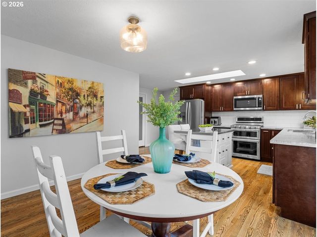 6271 TACK Ct, West Linn, OR 97068