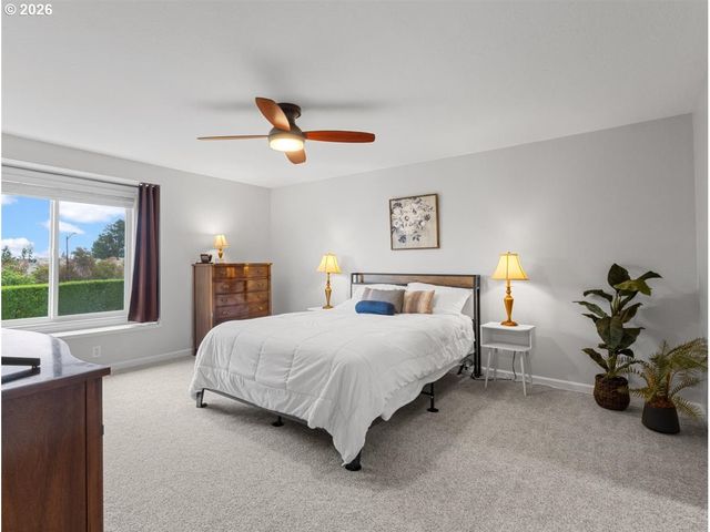 6271 TACK Ct, West Linn, OR 97068
