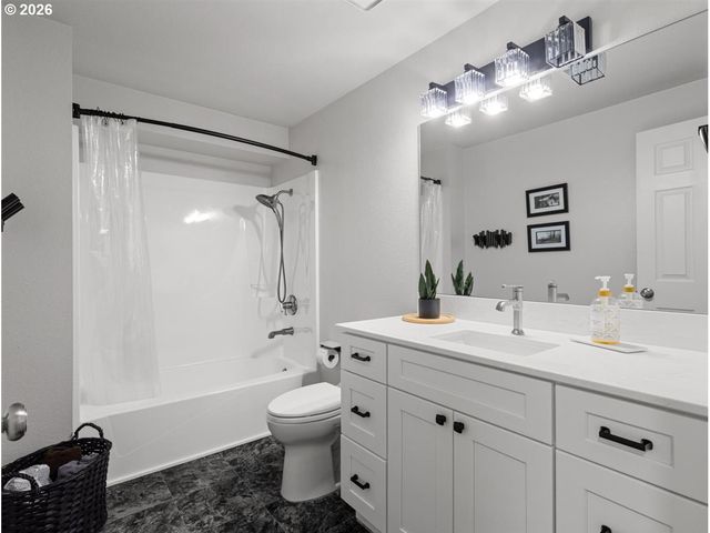 6271 TACK Ct, West Linn, OR 97068