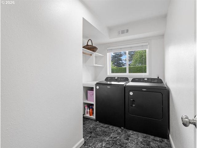 6271 TACK Ct, West Linn, OR 97068