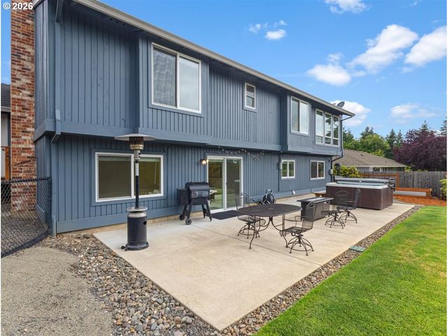 6271 TACK Ct, West Linn, OR 97068