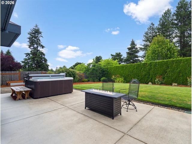 6271 TACK Ct, West Linn, OR 97068