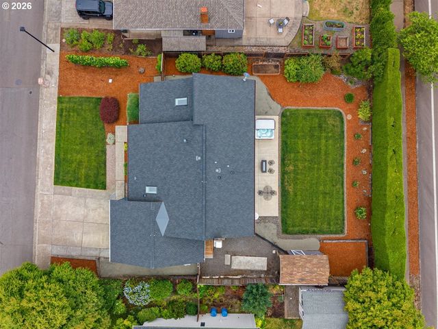 6271 TACK Ct, West Linn, OR 97068