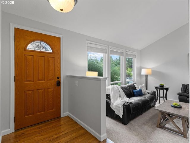 6271 TACK Ct, West Linn, OR 97068