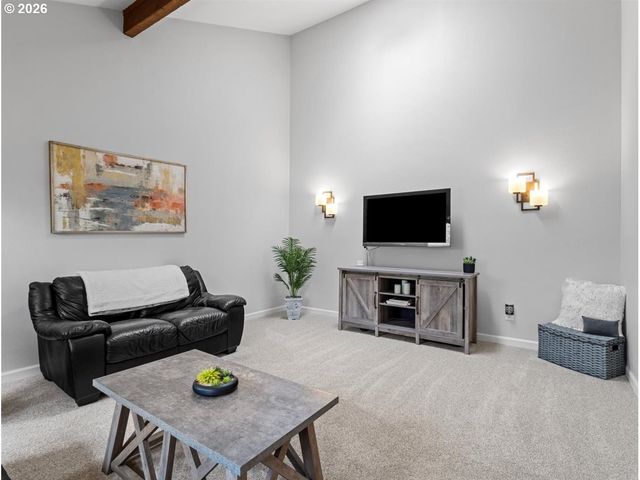 6271 TACK Ct, West Linn, OR 97068