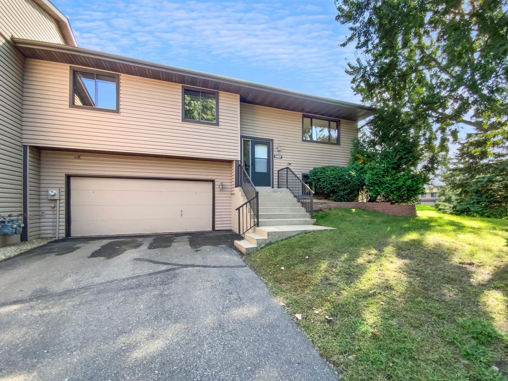 5167 148th Street W, Apple Valley, MN 55124