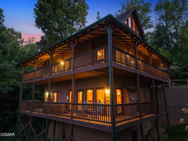 3719 Shadyview Ridge Road, Sevierville, TN 37876