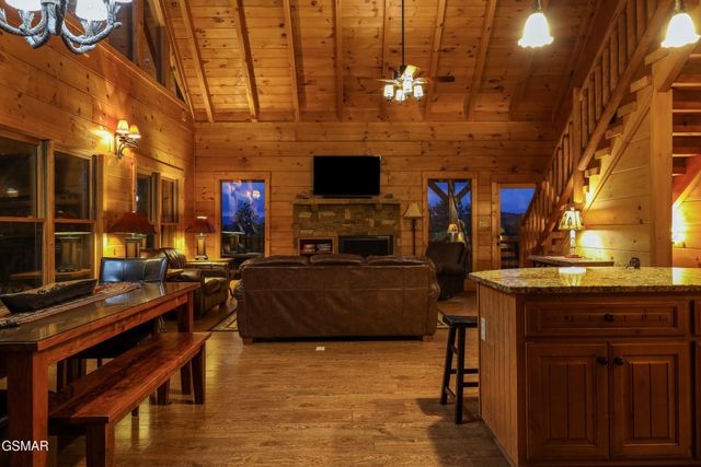 3719 Shadyview Ridge Road, Sevierville, TN 37876