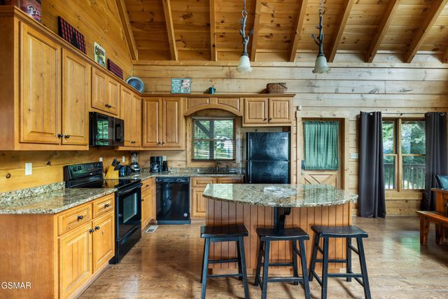 3719 Shadyview Ridge Road, Sevierville, TN 37876