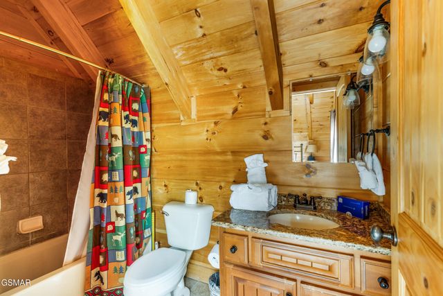 3719 Shadyview Ridge Road, Sevierville, TN 37876
