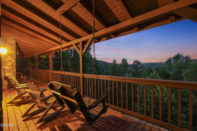 3719 Shadyview Ridge Road, Sevierville, TN 37876