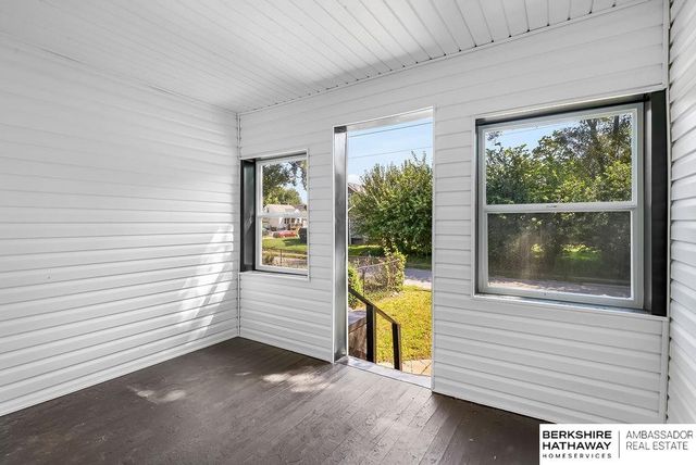 4716 N 31st Avenue, Omaha, NE 68111