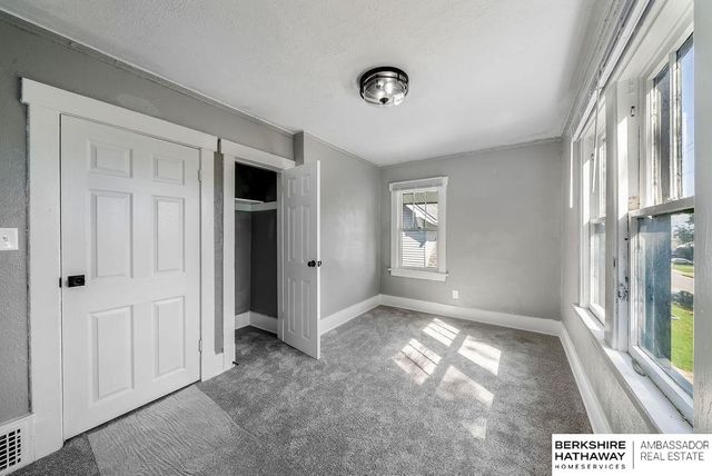 4716 N 31st Avenue, Omaha, NE 68111