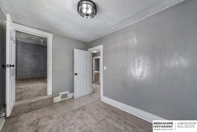 4716 N 31st Avenue, Omaha, NE 68111