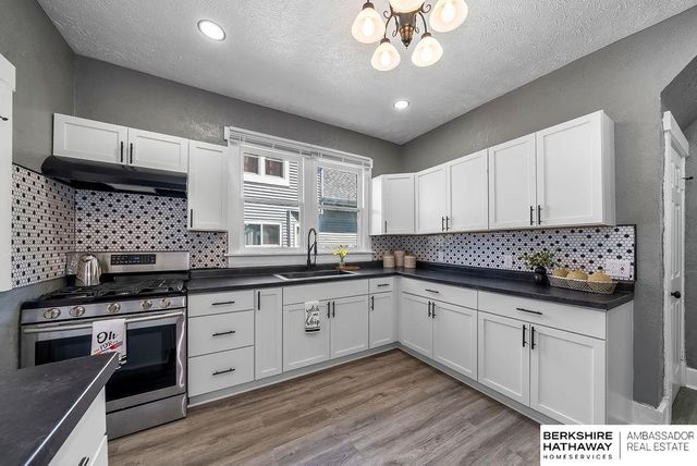 4716 N 31st Avenue, Omaha, NE 68111