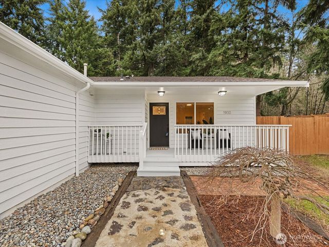 1900 Alder Place, Milton, WA 98354