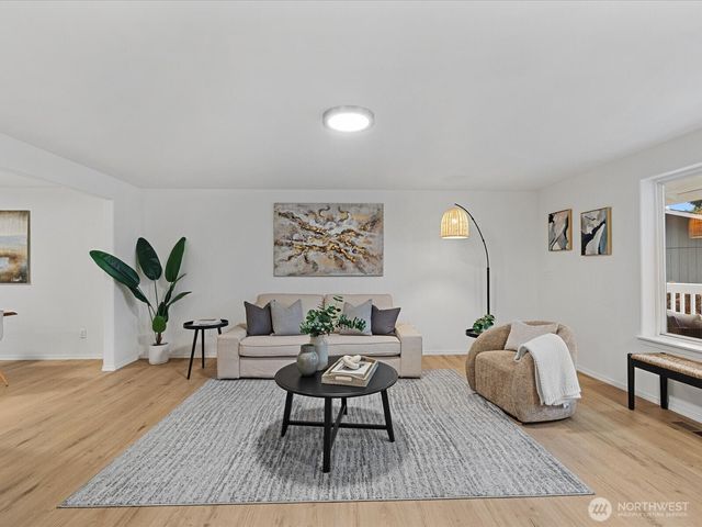 1900 Alder Place, Milton, WA 98354