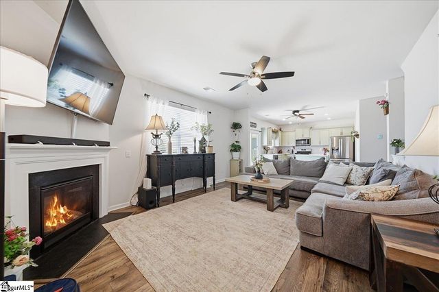 8 Garden Hill Road, Simpsonville, SC 29680