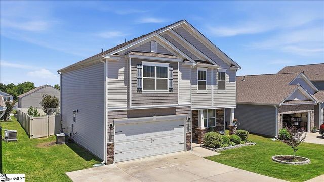 8 Garden Hill Road, Simpsonville, SC 29680