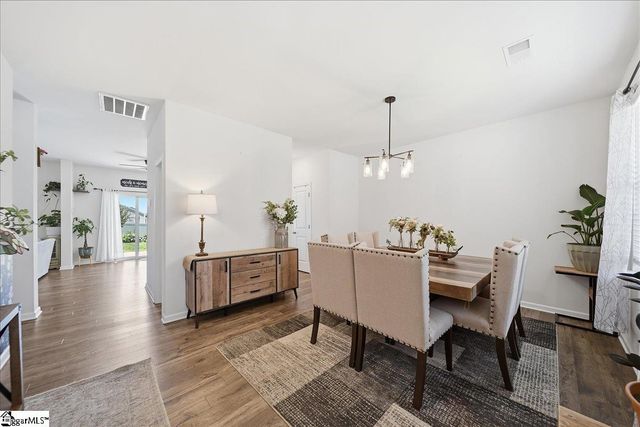 8 Garden Hill Road, Simpsonville, SC 29680