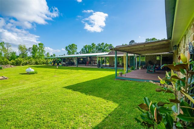 2360 Cr2071, Hull, TX 77564