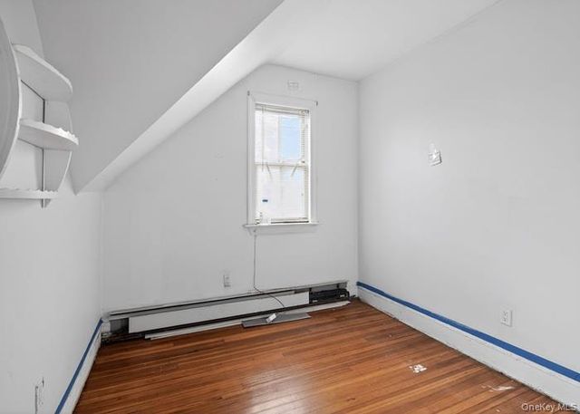 40 MCLAUGHLIN Street, Staten Island, NY 10305