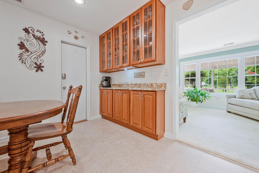 Image 16 of property listing at 15006 NORTHSHIRE PL, Bowie, MD 20716