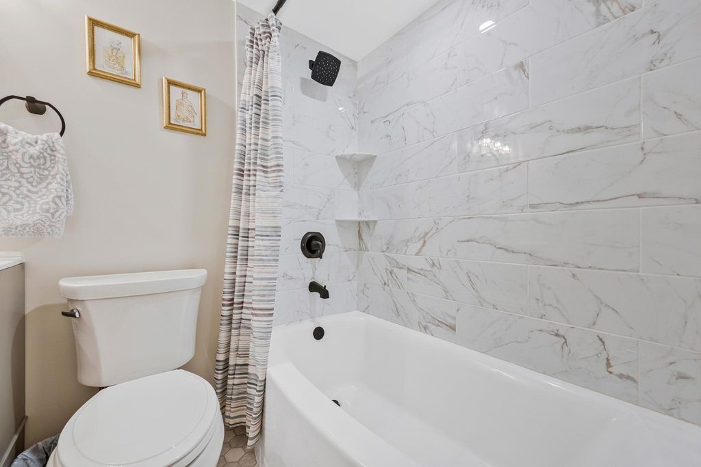 Image 29 of property listing at 15006 NORTHSHIRE PL, Bowie, MD 20716
