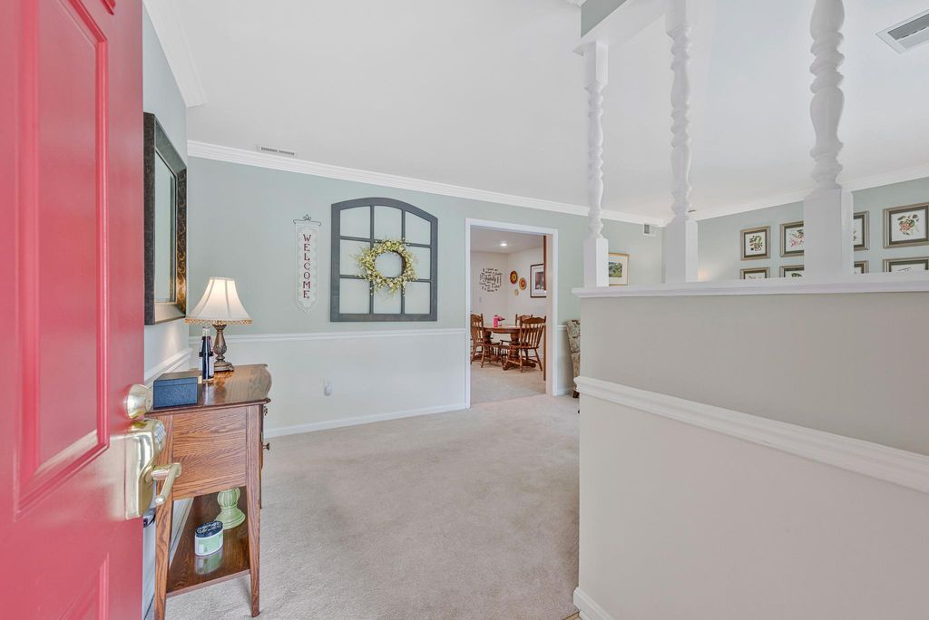 Image 4 of property listing at 15006 NORTHSHIRE PL, Bowie, MD 20716