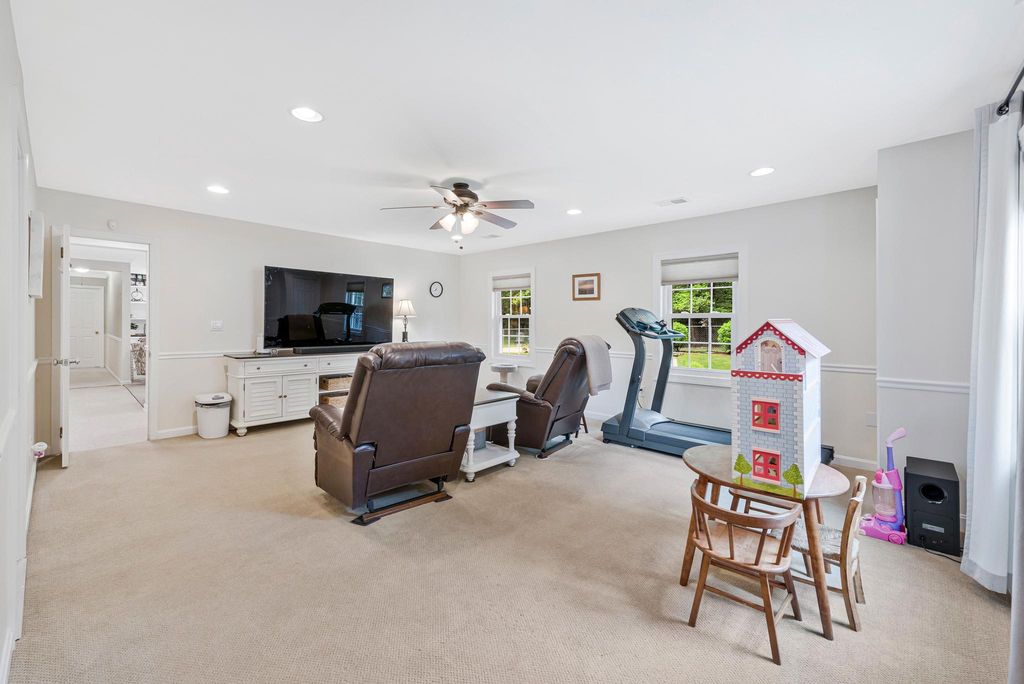 Image 38 of property listing at 15006 NORTHSHIRE PL, Bowie, MD 20716
