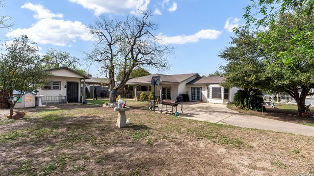 1702 Ann Arbor, San Antonio, TX 78224
