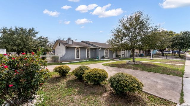 1702 Ann Arbor, San Antonio, TX 78224