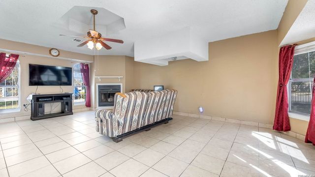 1702 Ann Arbor, San Antonio, TX 78224