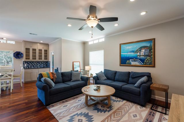 6209 Shadow Mountain DR, Austin, TX 78731