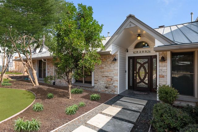 6209 Shadow Mountain DR, Austin, TX 78731