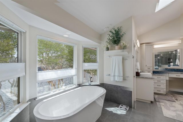 6209 Shadow Mountain DR, Austin, TX 78731