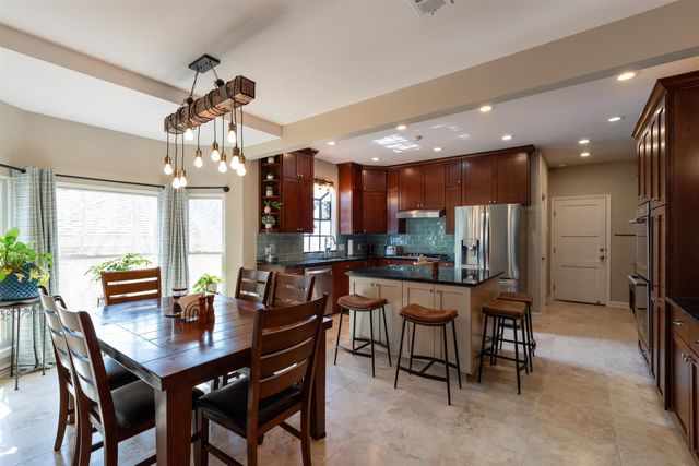 6209 Shadow Mountain DR, Austin, TX 78731