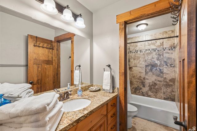 216 HAWKSBEARD CIR, Fish Haven, ID 83287