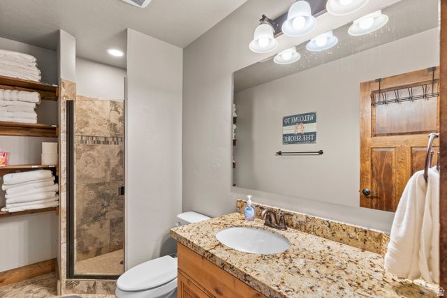 216 HAWKSBEARD CIR, Fish Haven, ID 83287