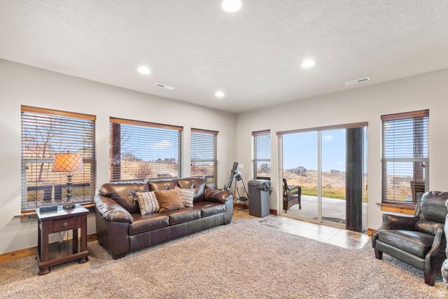 216 HAWKSBEARD CIR, Fish Haven, ID 83287